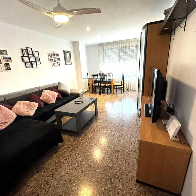 Graciela Berbin Realtor 6864 PISO AMPLIO AL LADO DEL PUERTO