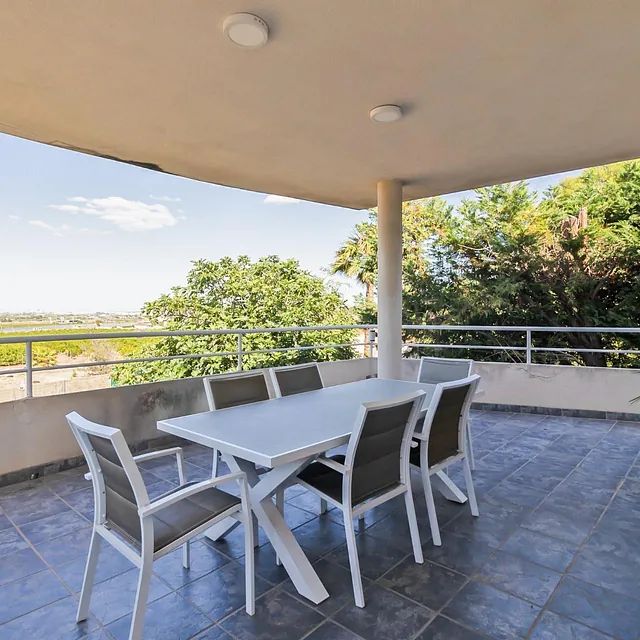Graciela Berbin Realtor CHALET CALICANTO
