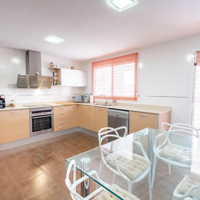 Graciela Berbin Realtor Alquerías Del Niño Perdido, Alquerias Del Niño Perdido, Castellon
