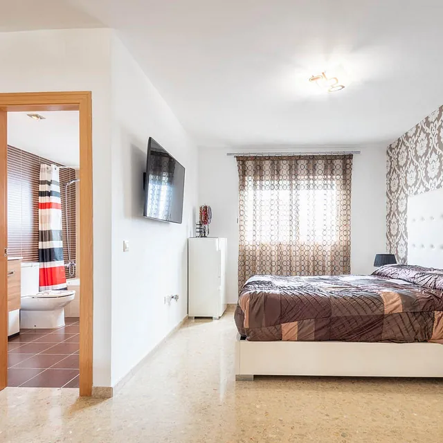 Graciela Berbin Realtor Alquerías Del Niño Perdido, Alquerias Del Niño Perdido, Castellon