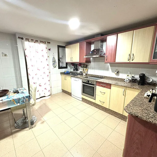 Graciela Berbin Realtor 6864 PISO AMPLIO AL LADO DEL PUERTO