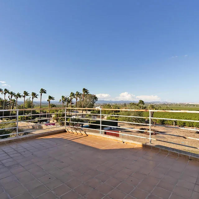 Graciela Berbin Realtor CHALET CALICANTO