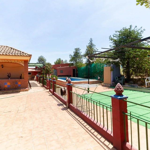 Graciela Berbin Realtor CHALET MONTROY